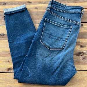 American Eagle Hi-Rise Jegging